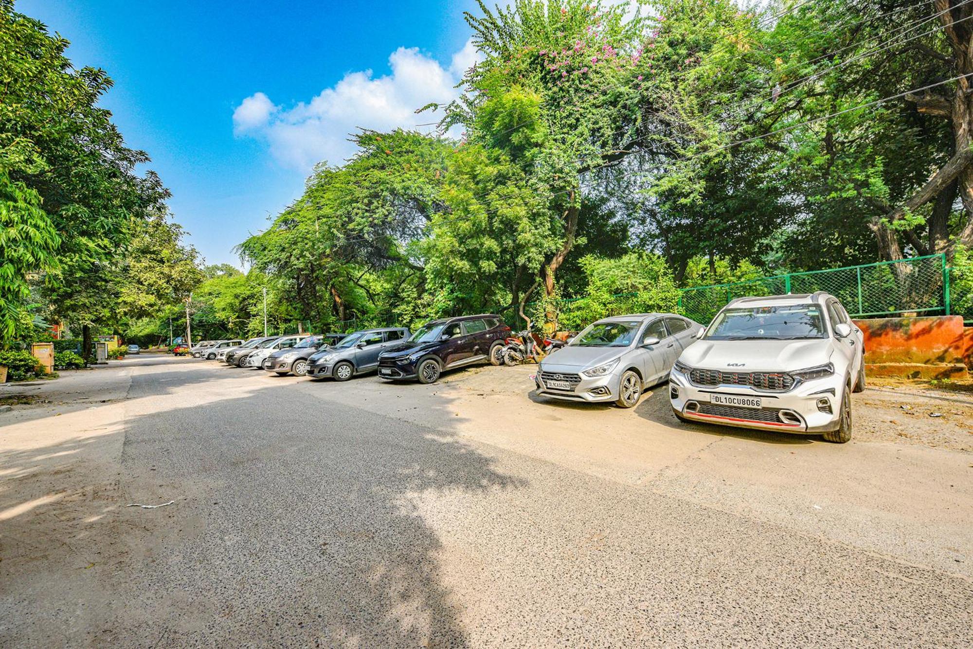 Fabhotel Aashraye New Delhi Exteriör bild