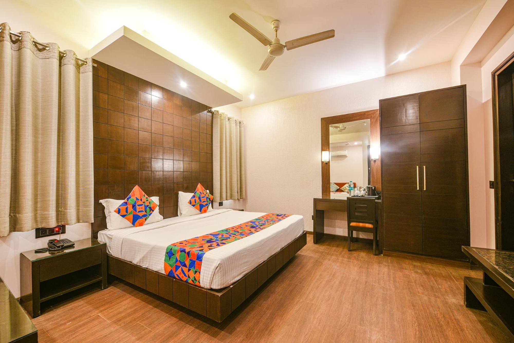 Fabhotel Aashraye New Delhi Exteriör bild