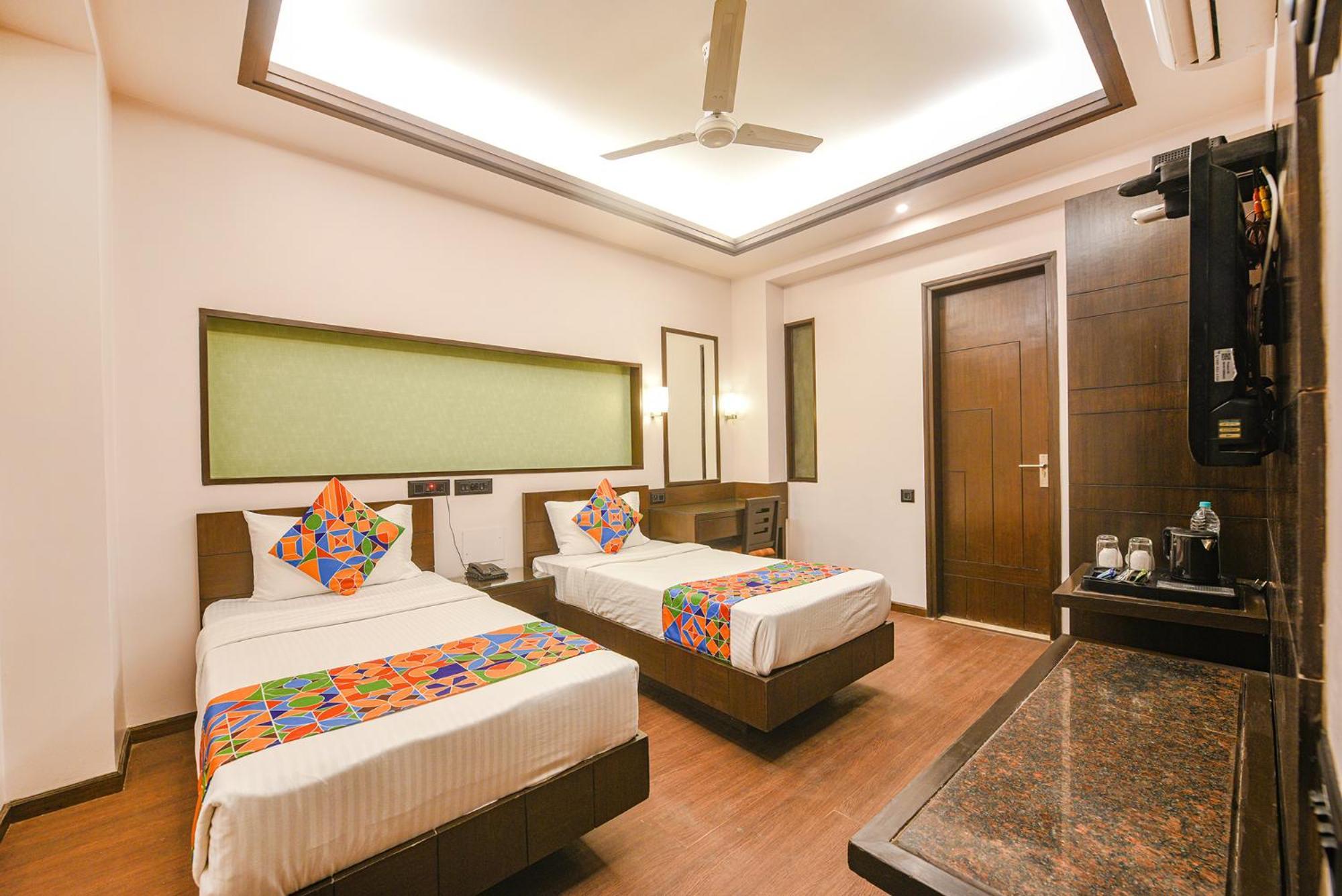 Fabhotel Aashraye New Delhi Exteriör bild