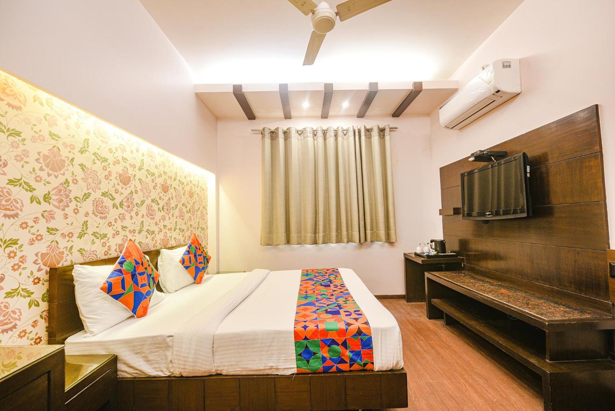 Fabhotel Aashraye New Delhi Exteriör bild